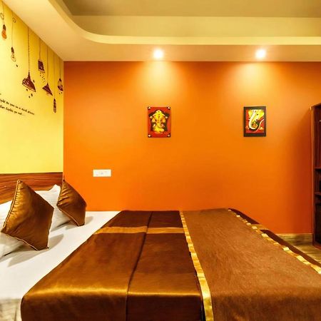 The Silverline Hotel Calcutta Extérieur photo